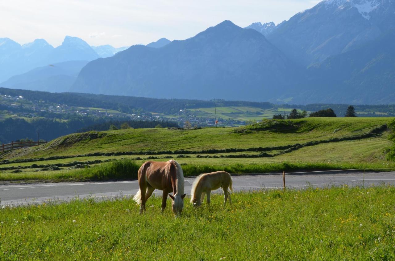 Apartment Wiesenhof - Natur & Weitblick Ueber Innsbruck - Ladestation Fuer Elektroautos 외부 사진