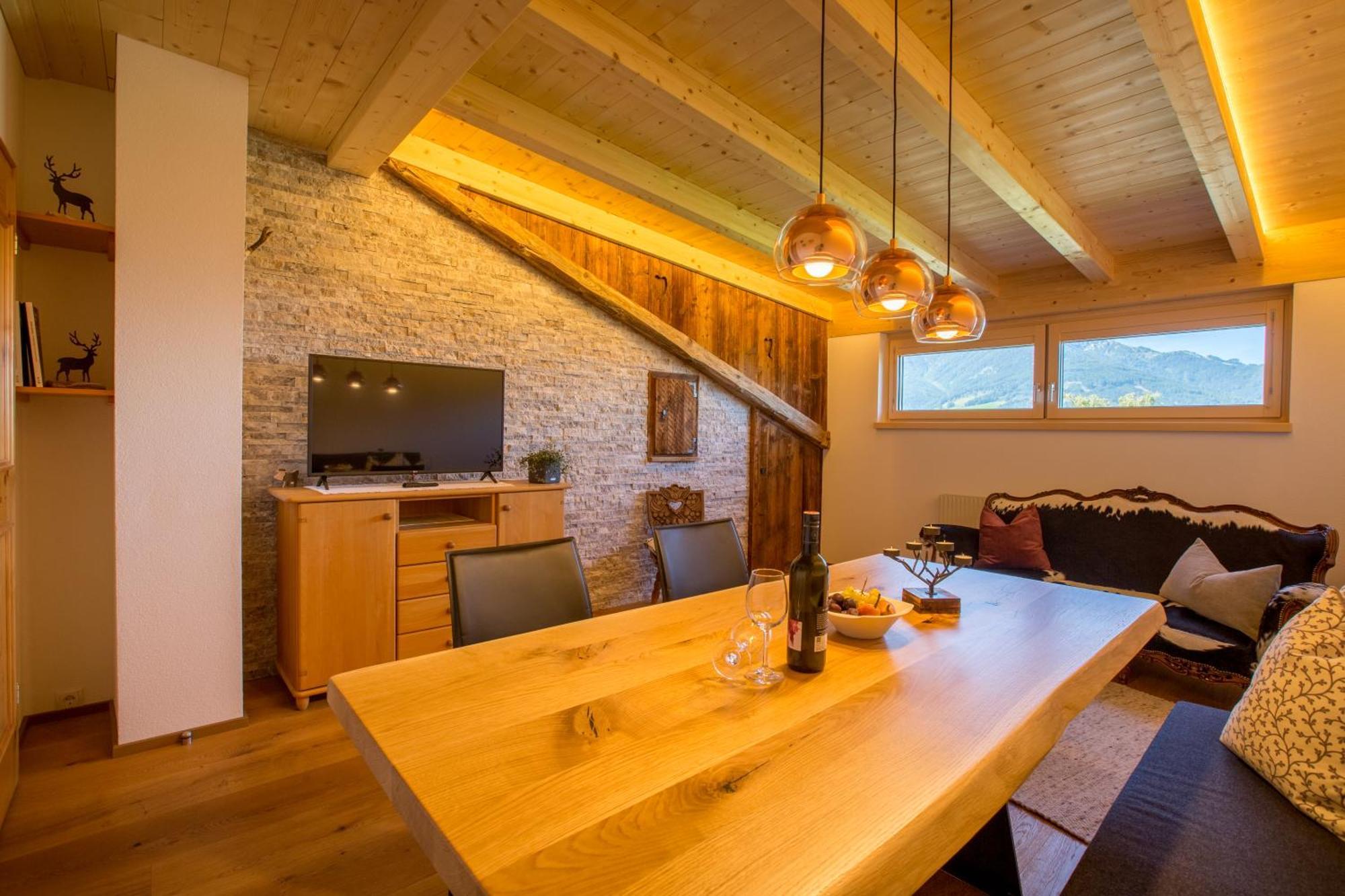 Apartment Wiesenhof - Natur & Weitblick Ueber Innsbruck - Ladestation Fuer Elektroautos 외부 사진